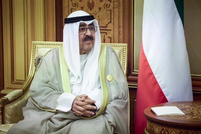 Archivo - El emir de Kuwait, Meshal al Ahmad al Sabá