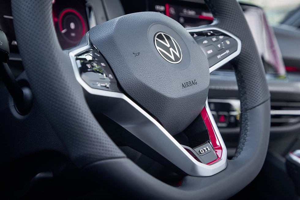 Archivo - Volkswagen planea suministrar componentes de V.E a Mahindra para entrar en el mercado eléctrico de India.