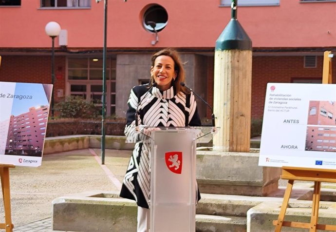 La alcaldesa de Zaragoza, Natalia Chueca, en Actur