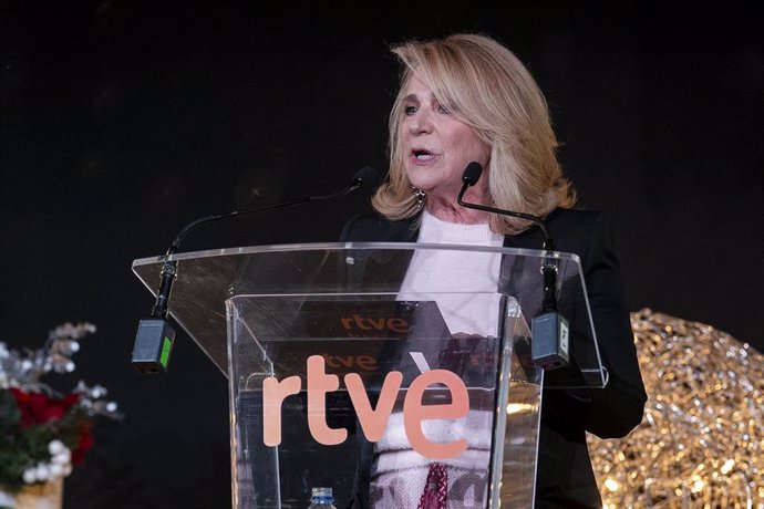 Archivo - La presidenta interina del Consejo de Administración de Radio Televisión Española, Elena Sánchez, interviene durante la presentación del relanzamiento de RTVE Play y de la programación navideña de RTVE, en el Palacio de la Prensa, a 19 de diciem