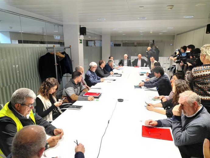 Reunión entre el Gobierno de Navarra y representantes del sector agrario
