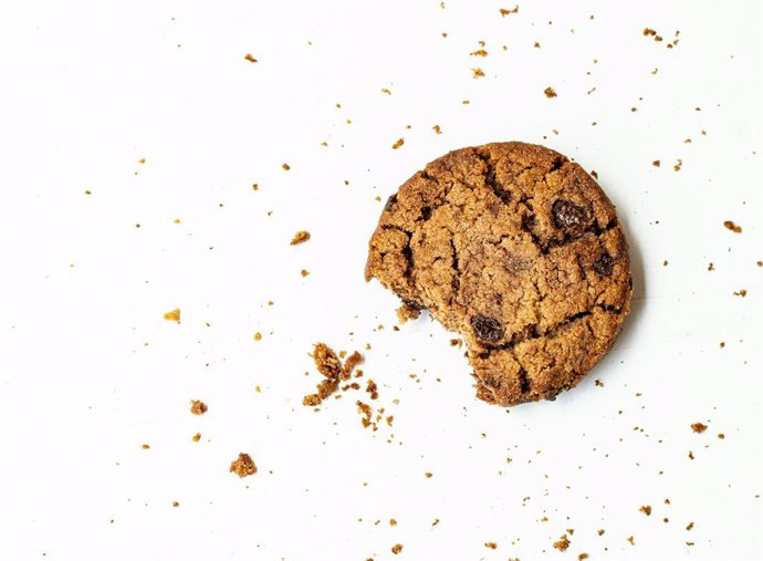Una galleta en representacióndel elemento digital de seguimiento conocido como cookie