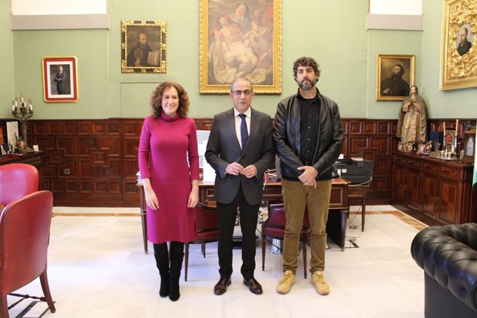 Nuria López, Miguel Ángel Castro y Carlos Aristu.