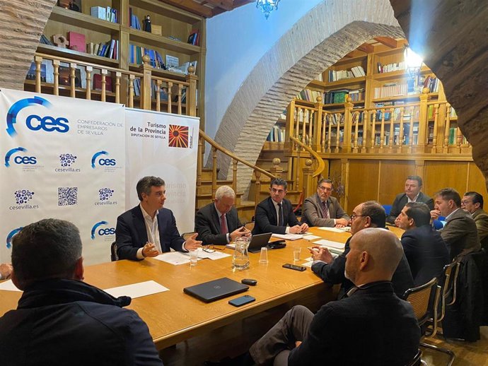 La Comisión de Turismo de la Confederación de Empresarios de Sevilla (CES) celebrada este viernes 16 de febrero.