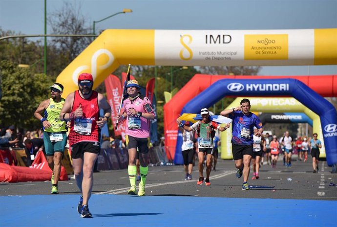 Archivo - Zurich Maratón de Sevilla, archivo 
