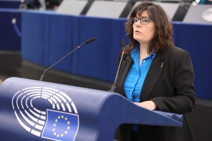 La eurodiputada del PSOE, Isabel García, consigue que la Red Europea de Transporte priorice conexiones para Aragón