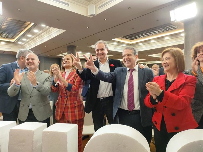 Acto electoral con José Luis Rodríguez Zapatero, Abel Caballero, Elena Espinosa, Carmela Silva o David Regades, entre otros, con motivo de las elecciones gallegas del 18F de 2024, en Vigo, a 16 de febrero de 2024.