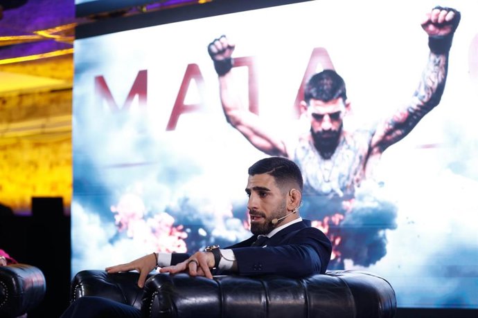 Ilia Topuria en una rueda de prensa en Madrid.