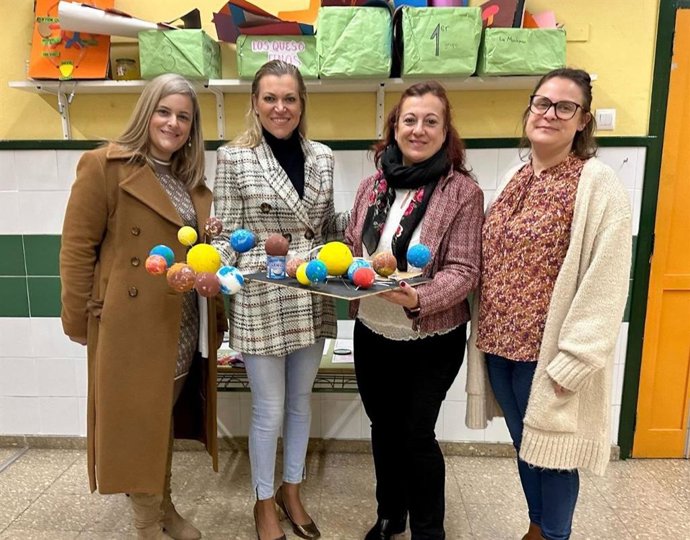 La directora general d'Igualtat i de l'Institut de les Dones ha participat en l'obertura de la jornada organitzada per Womanation al CEIP Fernández de los Ríos de Valncia