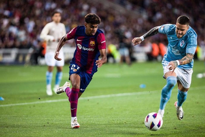 Archivo - Lamine Yamal of Fc Barcelona during the Spanish league, La Liga EA Sports, football match played between FC Barcelona and RC Celta at Estadi Olimpic Lluis Company on September 23, 2023 in Barcelona, Spain.