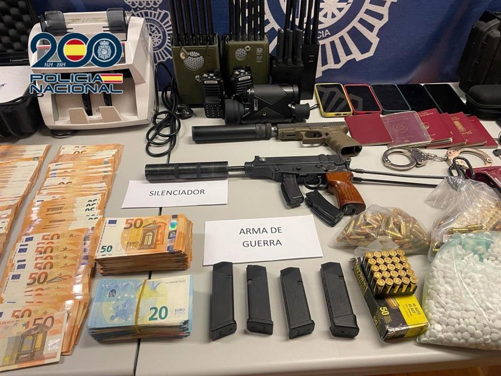 Material incautado por la Policía Nacional en Elche (Alicante)