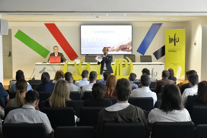 Jornada de uno de los talleres de la Red Punto Pyme del pasado año.