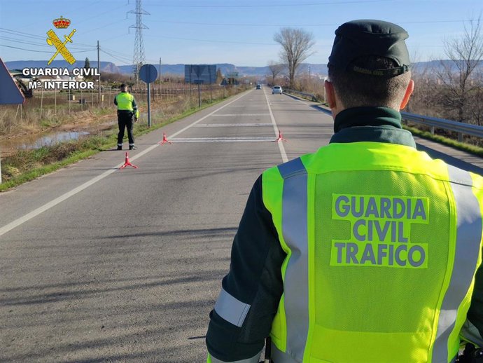 Agentes de la Guardia Civil de Tráfico.