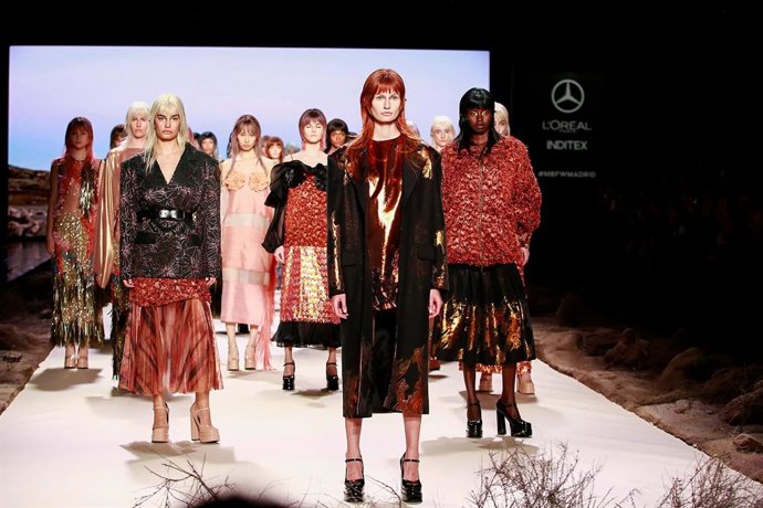 Turismo de Canarias difundirá la autenticidad y singularidad de las islas en la pasarela más importante de España, la Mercedes Benz Fashion Week Madrid (MBFWM), de la mano del diseñador Juan Duyos, quien incluirá complementos de artesanía de las islas