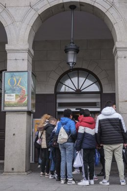 La obra 'Viaje a Oz' llega al Teatro Juan Bravo de Segovia para acercar el teatro a los jóvenes.