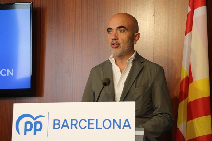 Archivo - El president del PP a l'Ajuntament de Barcelona, Dani Sirera