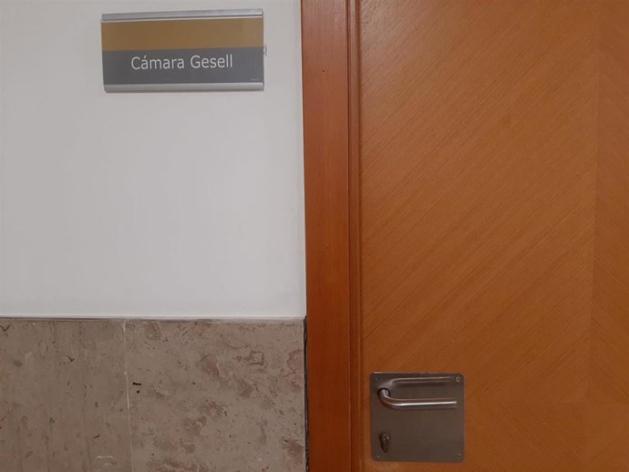 Cámara Gesell, la primera instalada en los juzgados de Cantabria