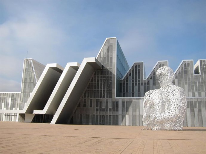 Archivo - Palacio de Congresos y Alma del Ebro.