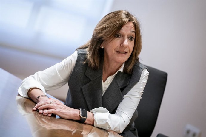 La presidenta de UNESPA, Mirenchu del Valle Schaan, durante una entrevista para Europa Press, a 2 de febrero de 2024, en Madrid (España).