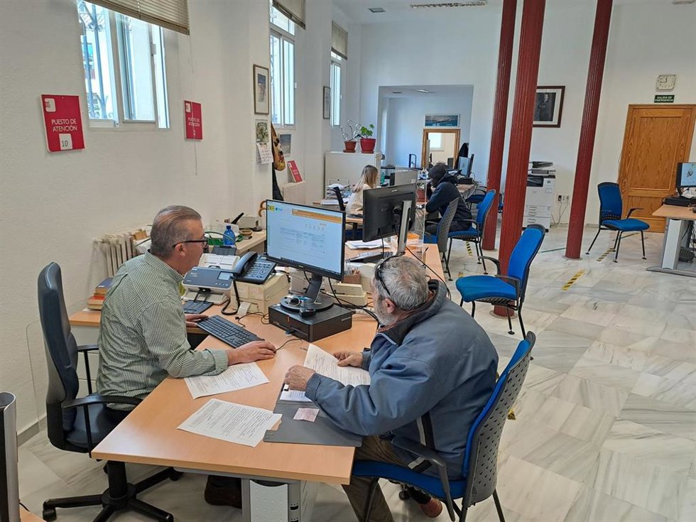La Encuesta, realizada por el Gobierno, ha sido realizada a 150 usuarios en Granada.