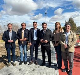 El Portavoz Del PP De Andalucía En El Parlamento Andaluz, Toni Martín, En Jaén, Junto Al Presidente Provincial, Erik Domínguez, Y El Vicesecretario Provincial Y Alcalde De Jaén, Agustín Gonzalez