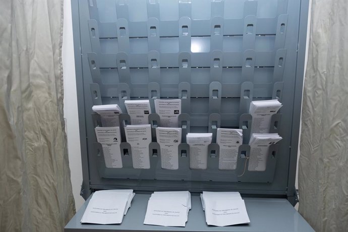 Paperetes electorals, al Centre Galego d'Art Contemporani (CGAC), a 18 de febrer de 2024, a Santiago de Compostel·la
