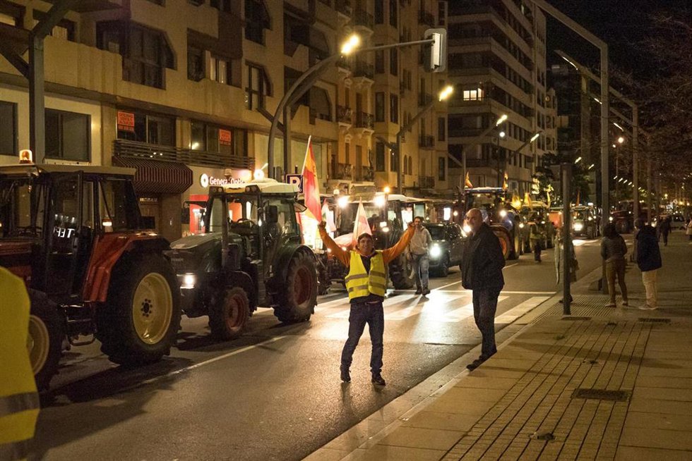 Los agricultores riojanos han vuelto al centro de Logroño este domingo