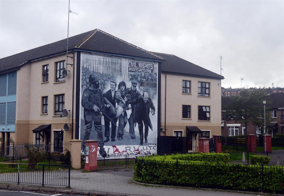 Archivo - Mural en Irlanda del Norte