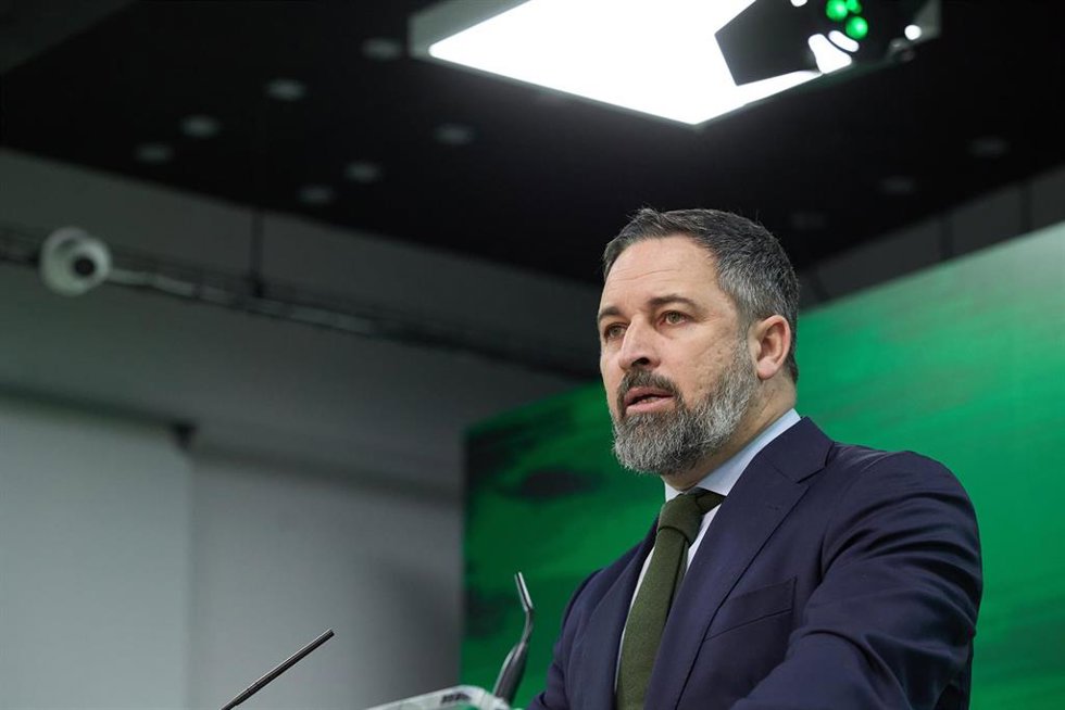 El líder de VOX, Santiago Abascal, durante una rueda de prensa en la sede del partido.