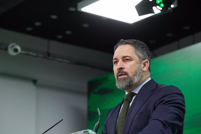 El líder de VOX, Santiago Abascal, durant una roda de premsa a la seu del partit.