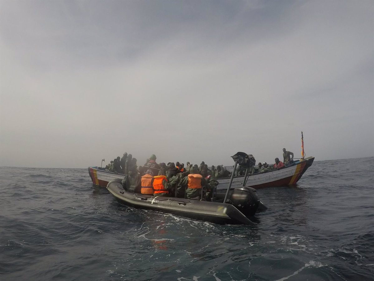 Le Maroc sauve 141 migrants, dont deux mineurs, sur un bateau en route vers les îles Canaries