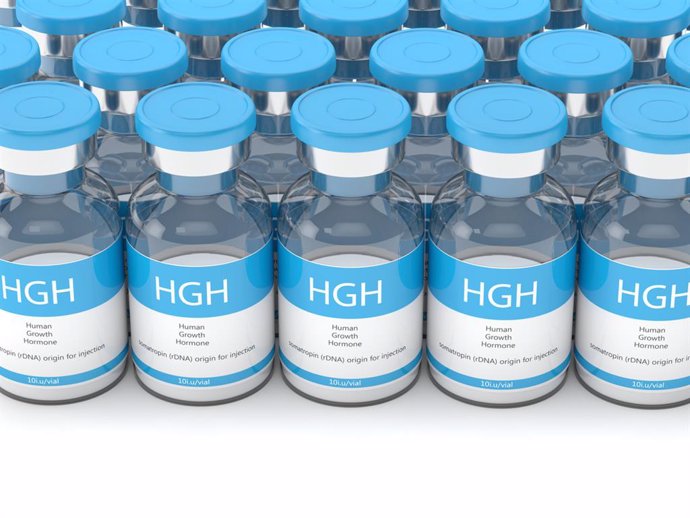 Archivo - 3D Render Of HGH Vials In Row Over White Background