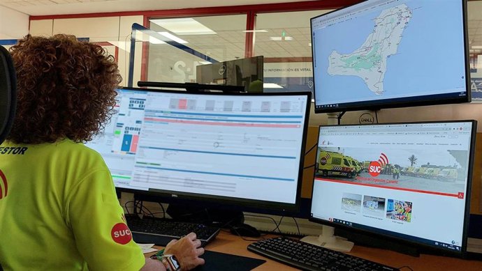 Gestora de recursos del SUC en la sala operativa del Centro Coordinador de Emergencias y Seguridad (Cecoes) 1-1-2
