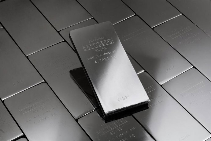 Archivo - Barras de platino