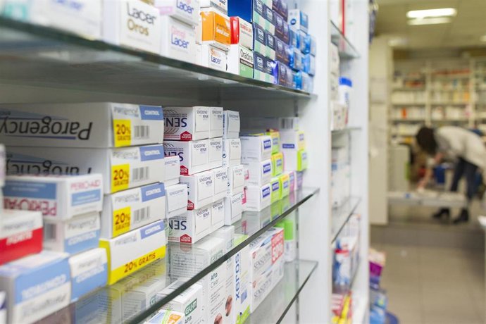 Archivo - Farmacia, farmacias, medicamento, medicamentos, medicina, medicinas, farmacéutico, farmacéuticos, farmacéutica, farmacéuticas