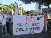 Vecinos de Guamasa claman contra el cierre de la TF-5: "Nos van a meter una encerrona de una hora"