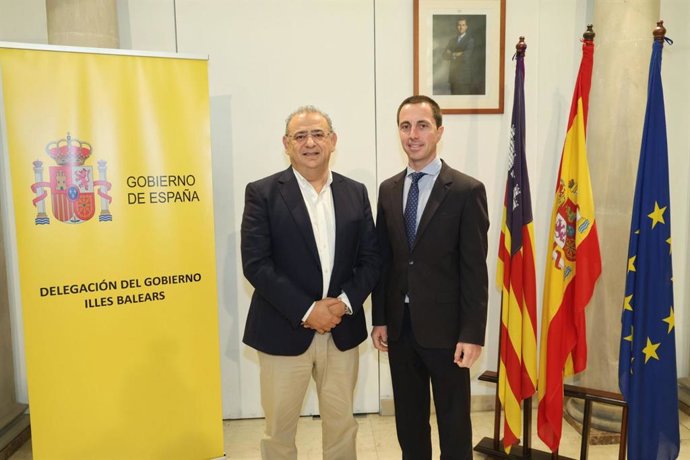 El presidente del Consell de Mallorca, Llorenç Galmés, y el delegado del Gobierno en Baleares, Alfonso Rodríguez.