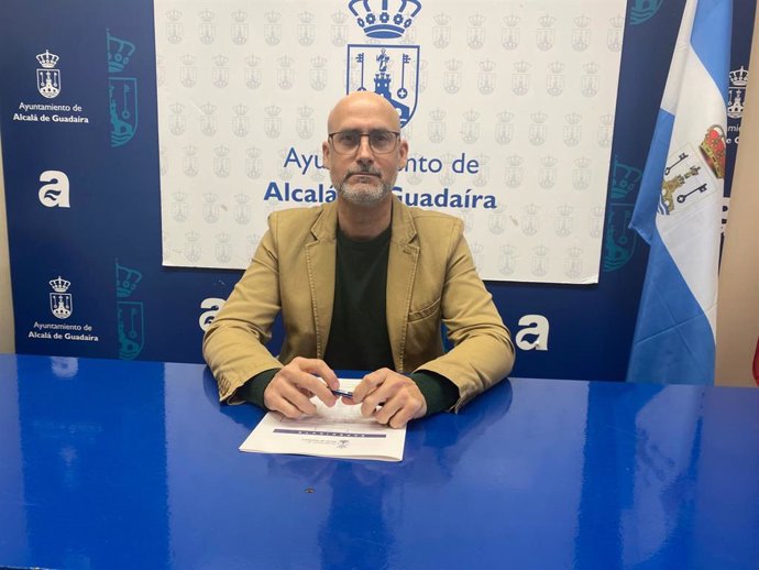 El delegado de Educación, Pablo Chain,  ha adelantado que la última Junta de Gobierno municipal ha aprobado la convocatoria de subvenciones.