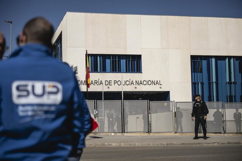 Fachada de la comisaría de Policía Nacional en Calatayud el día de su inauguración