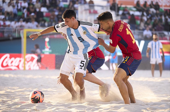Imagen del partido entre las selecciones de España y Argentina en el Mundial de Fútbol Playa de 2024