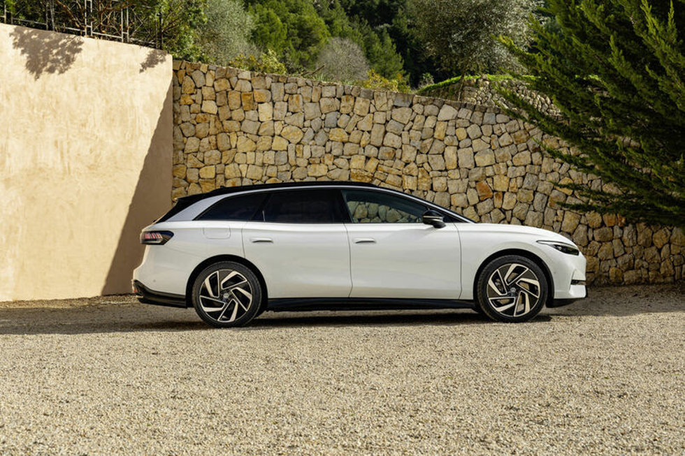 Volkswagen presenta su nuevo 100% eléctrico, el ID.7 Tourer, con hasta 685 km de autonomía.