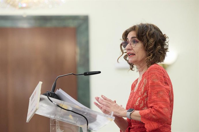 La vicepresidenta primera y ministra de Hacienda, María Jesús Montero