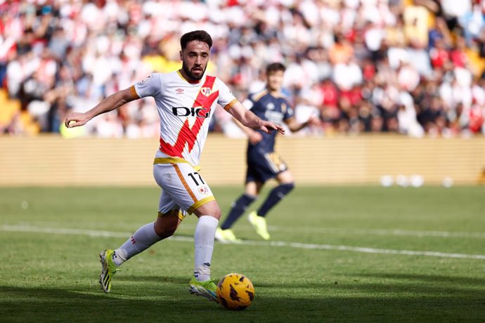 Unai Lopez of Rayo Vallecano in action during the Spanish League, LaLiga EA Sports, football match played between Rayo Vallecano and Real Madrid at Estadio de Vallecas on February 18, 2024 in Madrid, Spain.