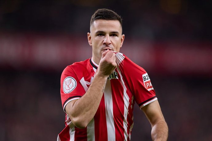 Gorka Guruzeta of Athletic Club reacts after scoring goal during the Copa del Rey match between Athletic Club and FC Barcelona at San Mames on January 24, 2024, in Bilbao, Spain.