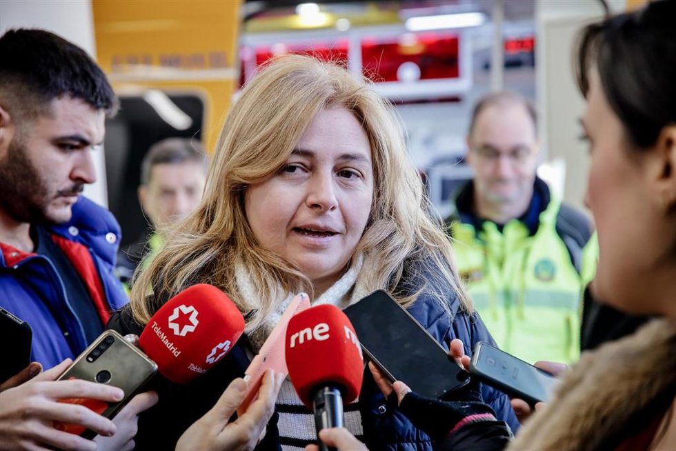 Archivo - La delegada de Seguridad y Emergencias y portavoz municipal, Inmaculada Sanz, ofrece declaraciones a su llegada a la base de SAMUR-Protección Civil del distrito de Tetuán, a 3 de enero de 2023, en Madrid (España). 