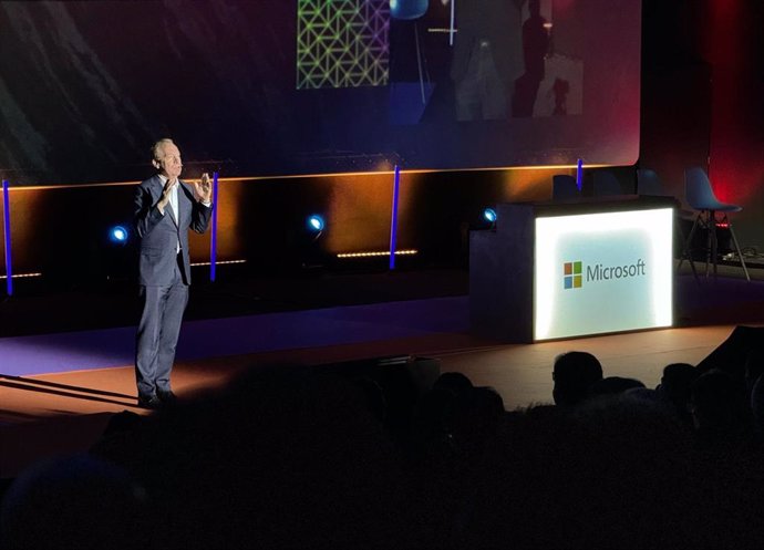 El presidente de Microsoft, Brad Smith, en el Microsoft AI & Innovation Summit celebrado en Madrid