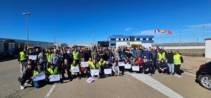 Paros en la planta de Sofidel en Buñuel para exigir "unas condiciones laborales justas".