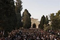 Hamás dice que limitar el acceso a la mezquita de Al Aqsa en el Ramadán "explotaría en la cara" de Israel