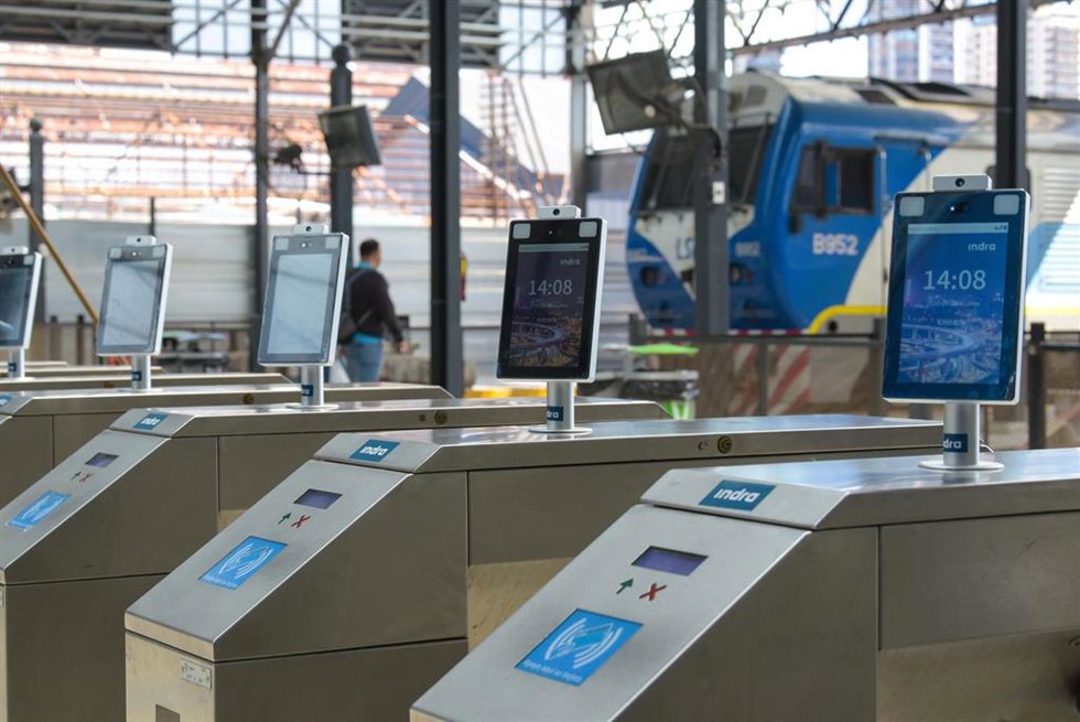 Archivo - Sistema de control de acceso a los trenes en Buenos Aires (Argentina) 
