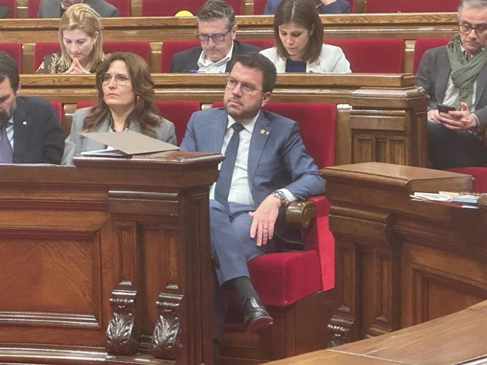 El presidente de la Generalitat, Pere Aragons, en el pleno monográfico de sequía y cambio climático en el Parlament